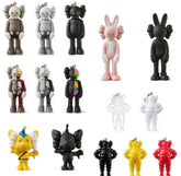 Kaws Tokyo First 钥匙扣 (全套15件)